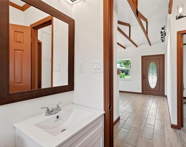 10541 3rd Avenue - Photo Thumbnail 29