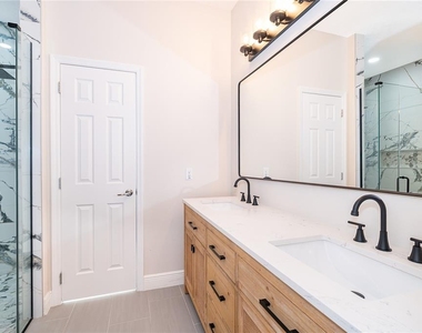 700 Elkhorn Fern Lane - Photo Thumbnail 20