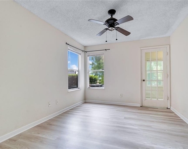 4504 Commander Drive - Photo Thumbnail 16