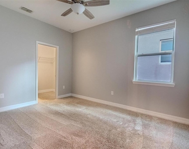 3134 River Springs Boulevard - Photo Thumbnail 21