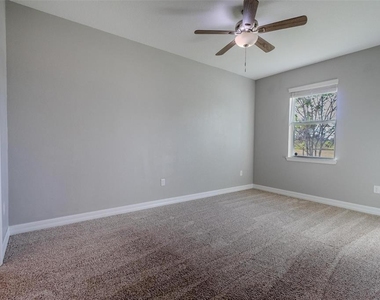 3134 River Springs Boulevard - Photo Thumbnail 17