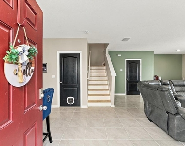2711 Silver Canoe Drive - Photo Thumbnail 5