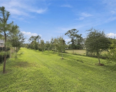 2711 Silver Canoe Drive - Photo Thumbnail 35