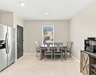 2711 Silver Canoe Drive - Photo Thumbnail 16