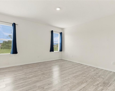 2711 Silver Canoe Drive - Photo Thumbnail 22
