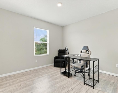 2711 Silver Canoe Drive - Photo Thumbnail 26
