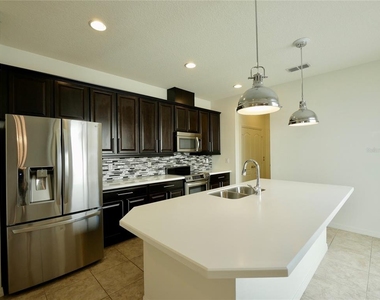 13796 Beckman Drive - Photo Thumbnail 7