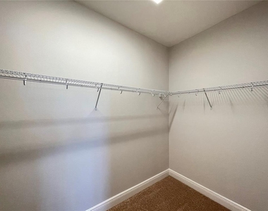 3430 Sagebrush Street - Photo Thumbnail 11