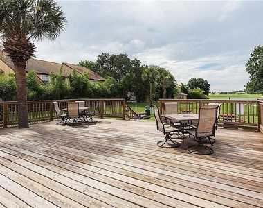 401 Fountainhead Circle - Photo Thumbnail 19