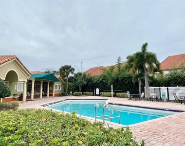 401 Fountainhead Circle - Photo Thumbnail 22