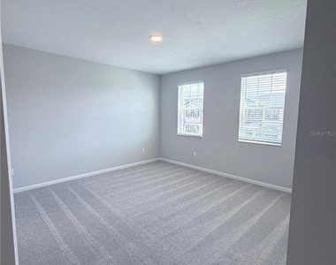 1362 Moutn Royal Drive - Photo Thumbnail 18