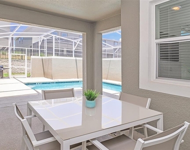 984 Leader Street - Photo Thumbnail 24