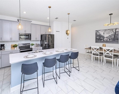 984 Leader Street - Photo Thumbnail 7