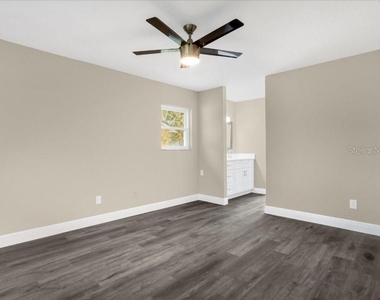 1560 Guinevere Drive - Photo Thumbnail 9