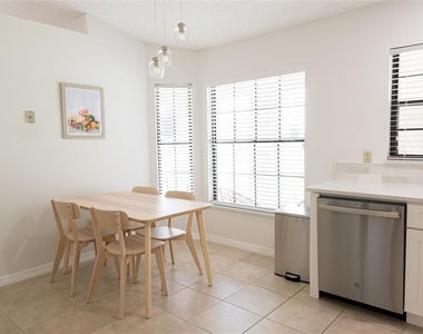 1085 Indian Ridge Trl E - Photo Thumbnail 3