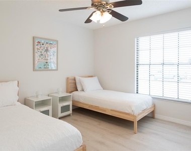 1085 Indian Ridge Trl E - Photo Thumbnail 17