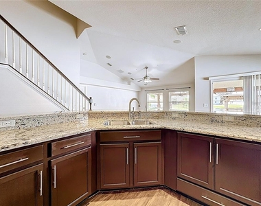 3004 Julip Drive - Photo Thumbnail 6