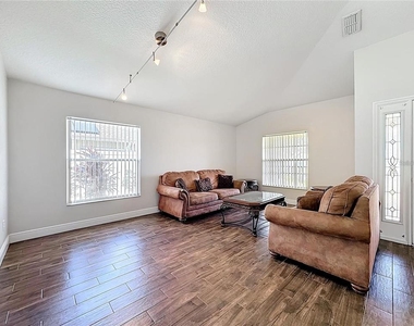 3004 Julip Drive - Photo Thumbnail 17