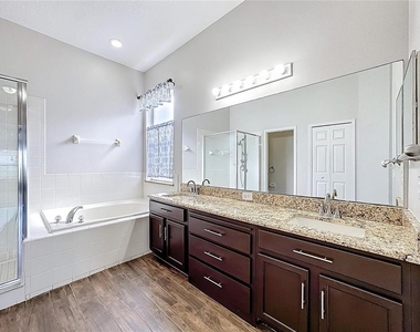 3004 Julip Drive - Photo Thumbnail 20