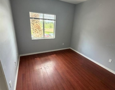 483 Las Cortes Lane - Photo Thumbnail 9
