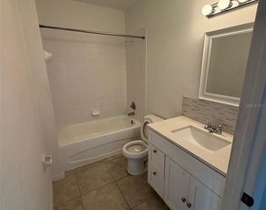 483 Las Cortes Lane - Photo Thumbnail 7