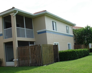 483 Las Cortes Lane - Photo Thumbnail 3