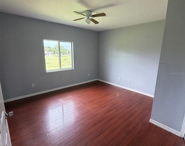 483 Las Cortes Lane - Photo Thumbnail 10