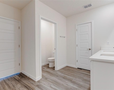 305 Talisi Loop - Photo Thumbnail 19