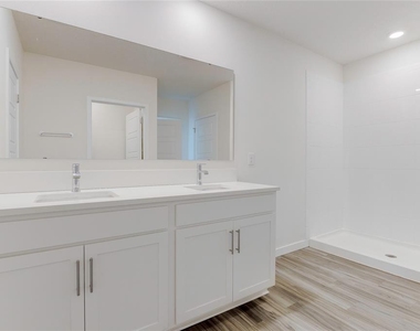 305 Talisi Loop - Photo Thumbnail 18