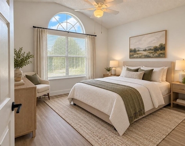 16767 Corner Lake Drive - Photo Thumbnail 4