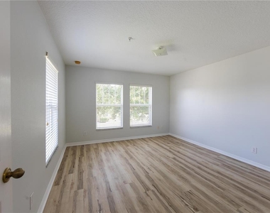 5428 Caramella Drive - Photo Thumbnail 33