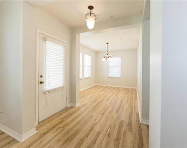5428 Caramella Drive - Photo Thumbnail 9