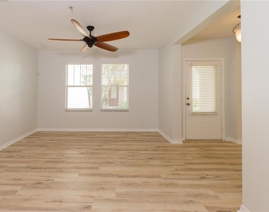 5428 Caramella Drive - Photo Thumbnail 10