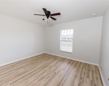 5428 Caramella Drive - Photo Thumbnail 26