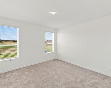 3038 Granite Ridge Avenue - Photo Thumbnail 21
