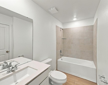 3038 Granite Ridge Avenue - Photo Thumbnail 11