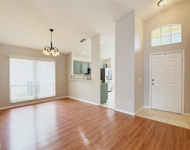 323 Allison Avenue - Photo Thumbnail 2