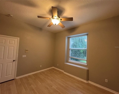 2521 Roat Drive - Photo Thumbnail 13