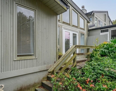 2031 Lake Alden Drive - Photo Thumbnail 31