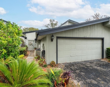2031 Lake Alden Drive - Photo Thumbnail 32