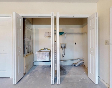 804 Soft Pine Court - Photo Thumbnail 15