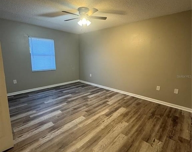 121 Shannon Drive - Photo Thumbnail 11