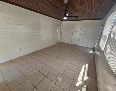 127 Anarece Avenue - Photo Thumbnail 19