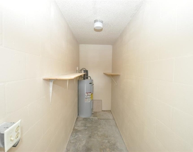 145 Shannon Drive - Photo Thumbnail 13