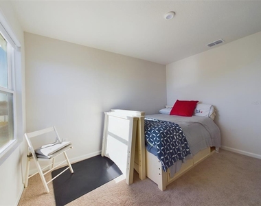 1424 Feather Lane - Photo Thumbnail 20