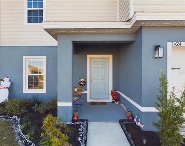 1424 Feather Lane - Photo Thumbnail 1