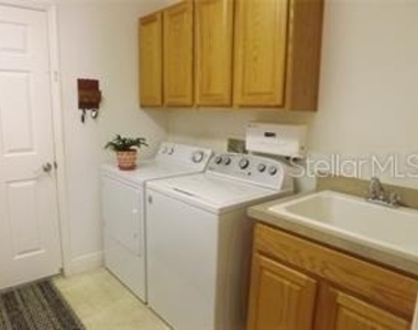 965 Talapia Loop - Photo Thumbnail 13