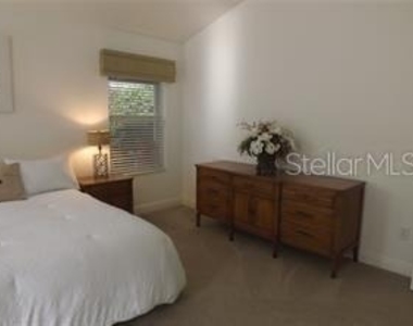 965 Talapia Loop - Photo Thumbnail 24
