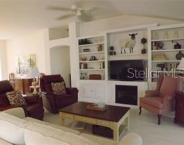 965 Talapia Loop - Photo Thumbnail 9