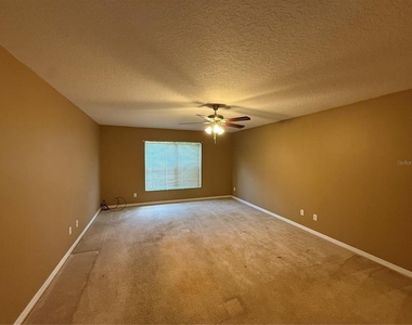 303 Sky Valley Street - Photo Thumbnail 16